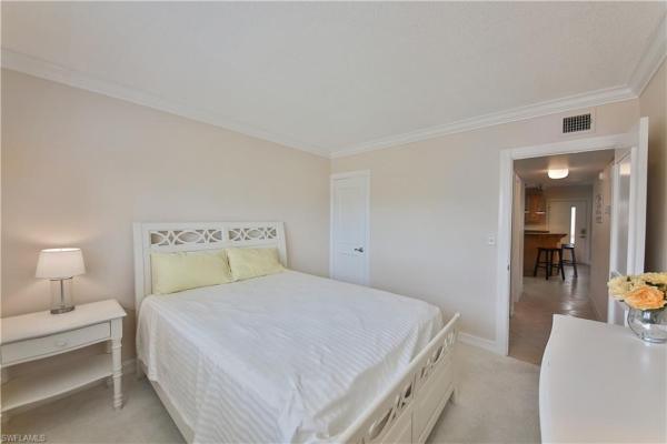 1100 N Gulf Shore Blvd #207, Naples, Florida 34102, image 3