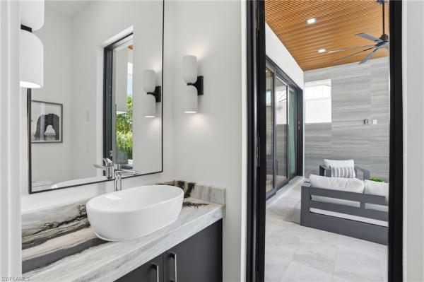 Lake Park, 1150 N 8th Ter, Naples, Florida 34102, image 1