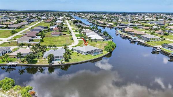 Cape Coral Residential, 913 33rd Pl, Cape Coral, Florida 33993, image 3