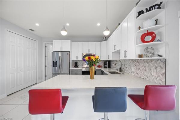 Pinecrest Haven, 27257 Pinecrest Ln, Bonita Springs, Florida 34135, image 3