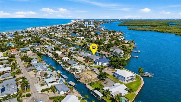 Holiday Heights, 5575 Avenida Pescadora, Fort Myers Beach, Florida 33931, image 3