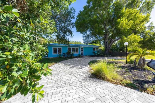 Palm River Shores, 47 River Ct, Naples, Florida 34110, image 1