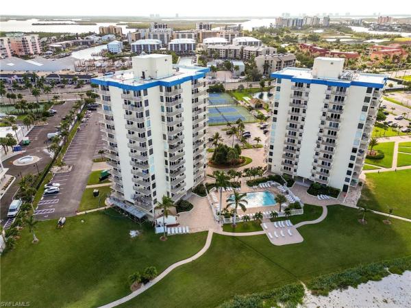 Estero Beach & Tennis Club, 7300 Estero Blvd #403, Fort Myers Beach, Florida 33931, image 3