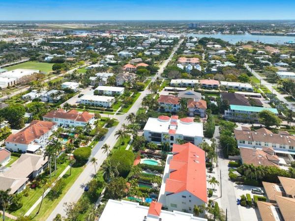 Isla Mar At Olde Naples, 430 S 10th Ave #305, Naples, Florida 34102, image 1