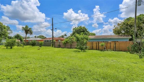 Naples Manor, 5310 Caldwell St, Naples, Florida 34113, image 1