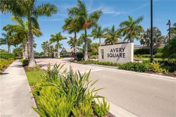Avery Square, 7186 Wilton Dr, Naples, Florida 34109, image 1