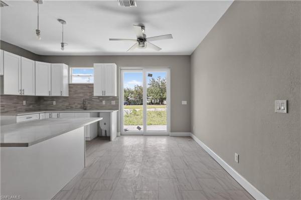 3027 2nd St, Fort Myers, Florida 33916, image 3