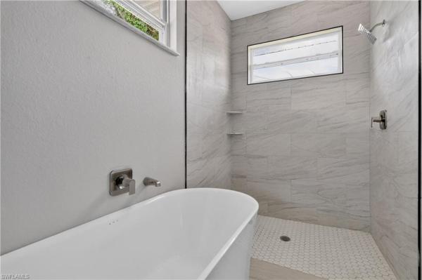 3027 2nd St, Fort Myers, Florida 33916, image 2