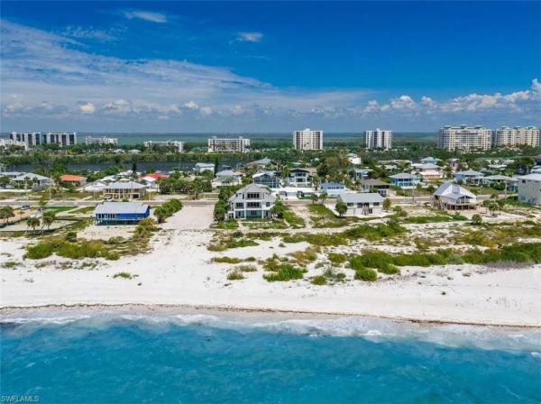 Grand Ole Man, 7974 Estero Blvd, Fort Myers Beach, Florida 33931, image 3