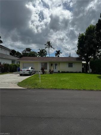 Lake Forest, 1270 N 10th Ave, Naples, Florida 34102, image 1