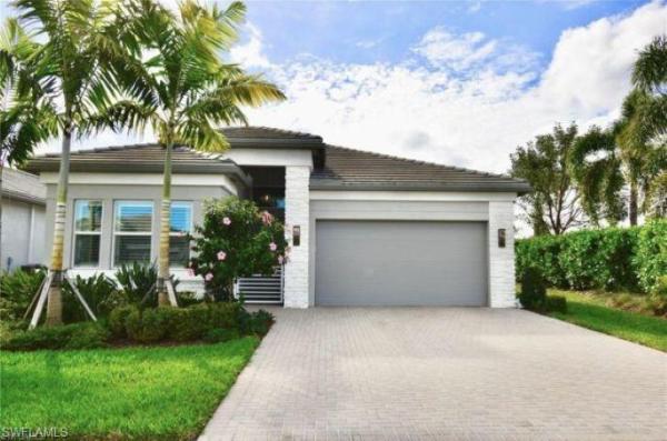 Jacaranda Place, 11555 Jacaranda Dr, Naples, Florida 34120, image 1