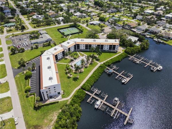 226 3rd St #215, Naples, Florida 34134, image 3