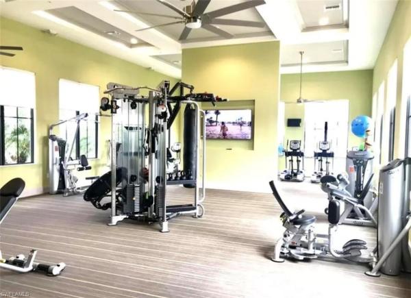 5254 Karlia Dr, Naples, Florida 34142, image 1