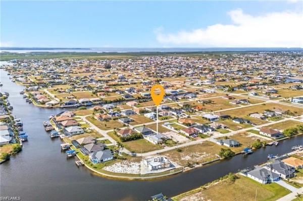 Cape Coral Residential, 1004 33rd Ave, Cape Coral, Florida 33993, image 1