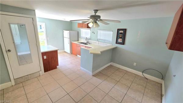 Naples Manor, 5529 Hardee St, Naples, Florida 34113, image 1