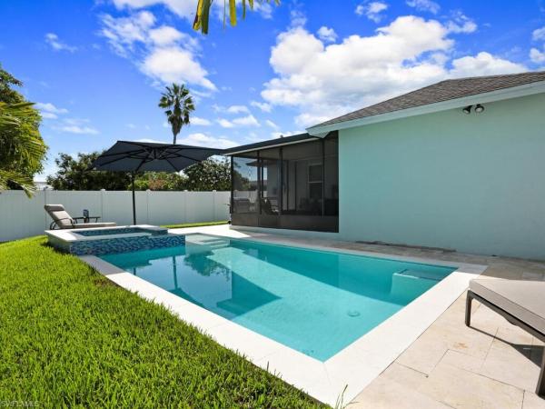 783 N 92nd Ave, Naples, Florida 34108, image 1