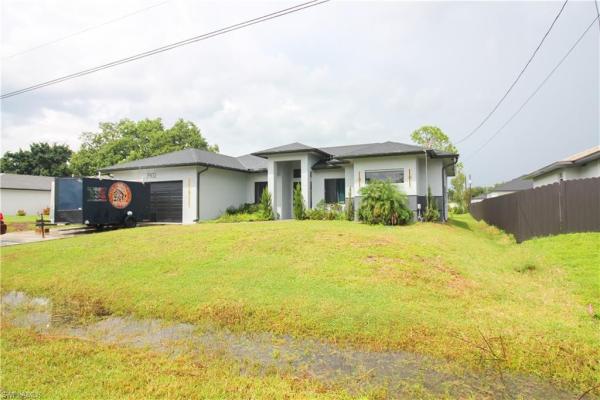 Lehigh Acres, 3902 SW 4th St, Lehigh Acres, Florida 33976, image 1