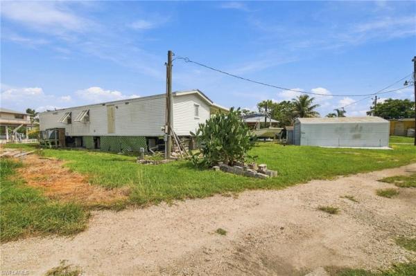 Chokoloskee Residential, 1241 Lopez Ln, Chokoloskee, Florida 34138, image 1