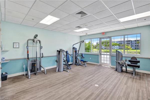 16615 Lake Circle Dr #427, Fort Myers, Florida 33908, image 1