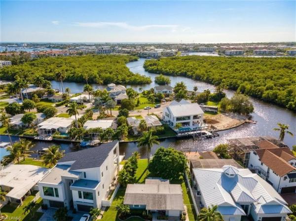 Brookside, 1765 Harbor Ln, Naples, Florida 34104, image 1