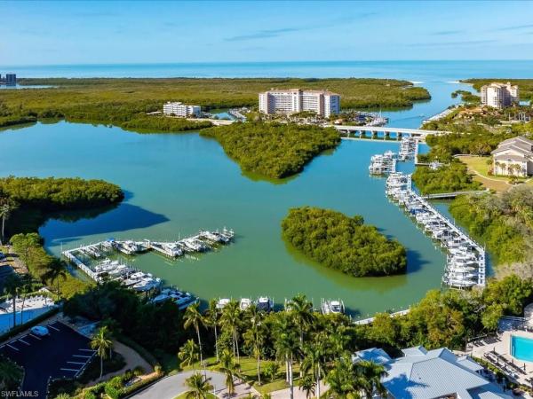 Wiggins Bay Villas, 798 Wiggins Bay Dr, Naples, Florida 34110, image 1