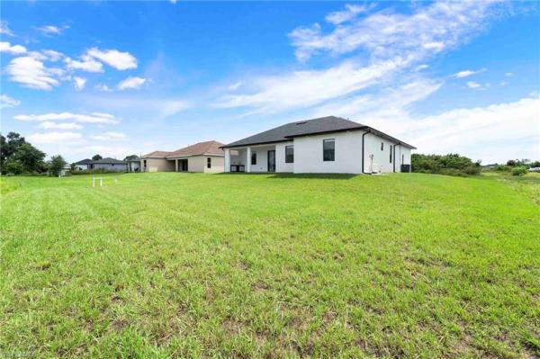 Lehigh Acres, 3724 SW 7th St, Lehigh Acres, Florida 33976, image 1