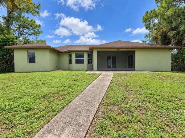 2702 W 25th St, Lehigh Acres, Florida 33971, image 1