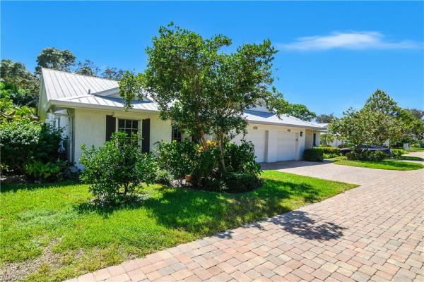 Park West Villas At Park Shore, 4728 West Blvd #N8, Naples, Florida 34103, image 1