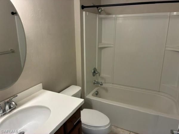 4905 Lowell Dr, Naples, Florida 34142, image 1