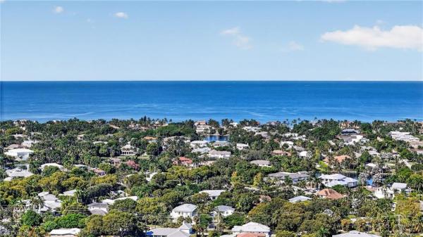 Lake Park, 1131 N 7th Ave, Naples, Florida 34102, image 1