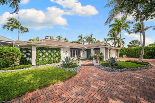 Royal Harbor, 2030 Snook Dr, Naples, Florida 34102, image 1