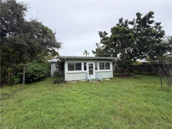 Lakewood Park, 1030 N 22nd Ave, Naples, Florida 34102, image 1