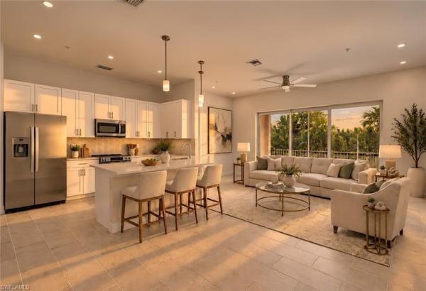286 E Indies Dr #201, Naples, Florida 34114, image 1
