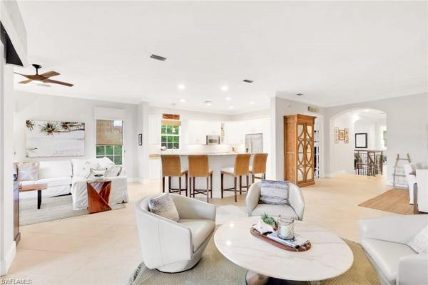 9097 Cherry Oaks Trl #202, Naples, Florida 34114, image 1