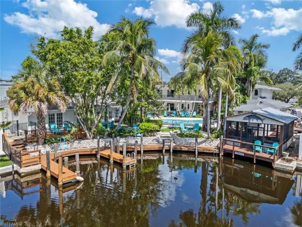 Gulf Shores, 3350 Bayshore Dr #9, Naples, Florida 34112, image 1