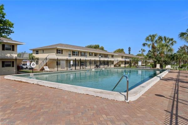 3325 N Airport Rd #R7, Naples, Florida 34105, image 1