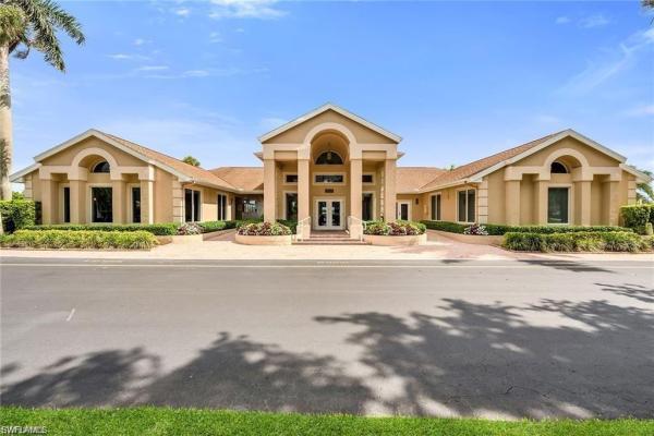 Royal Villas, 1704 Royal Cir #602, Naples, Florida 34112, image 1