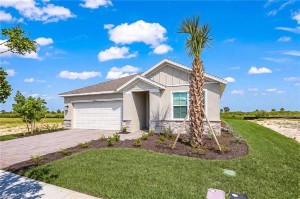 17892 Shade Tree Loop, Punta Gorda, Florida 33982, image 1