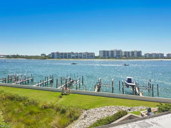 502 La Peninsula Blvd, Naples, Florida 34113, image 1