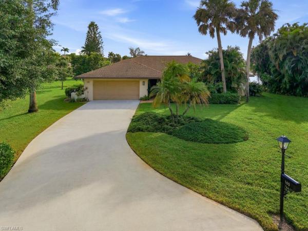 Tanglewood, 105 Cherry Hill Ct, Naples, Florida 34113, image 1