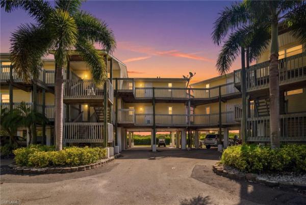 241 Lake Placid Ct #605, Everglades City, Florida 34139, image 1
