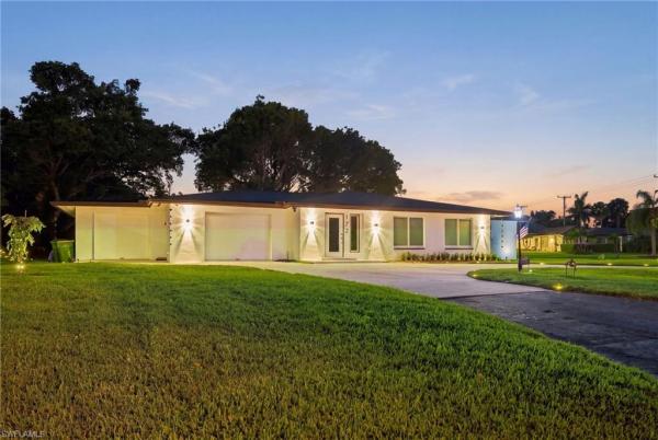 Palm River Estates, 172 Coral Vine Dr, Naples, Florida 34110, image 1