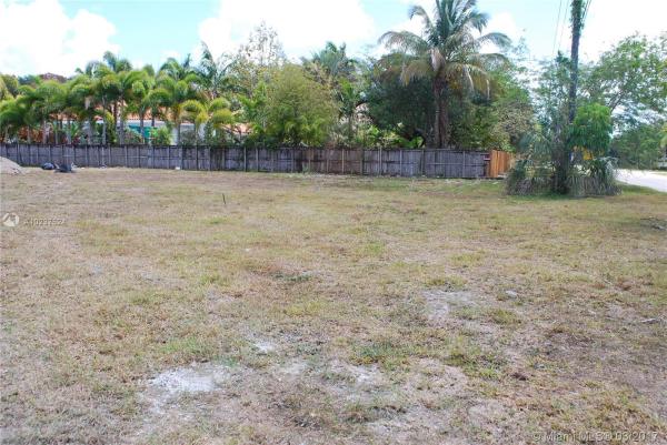 Kendall No HOA, 105 SW 136th St, Kendall, Florida 33176, image 2