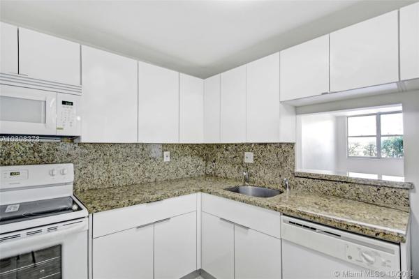 Dadeland Place, 9143 SW 77th Ave #B101, Kendall, Florida 33156, image 2