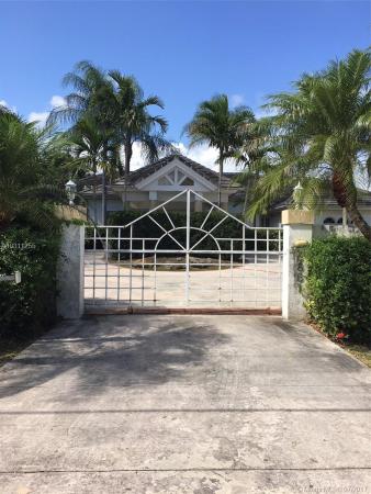 Pinecrest Residential, 6861 SW 136th St, Pinecrest, Florida 33156, image 2