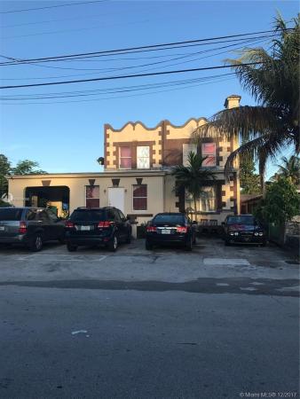 Comfort Gardens, 836 NW 33rd Ave, Miami, Florida 33125, image 2