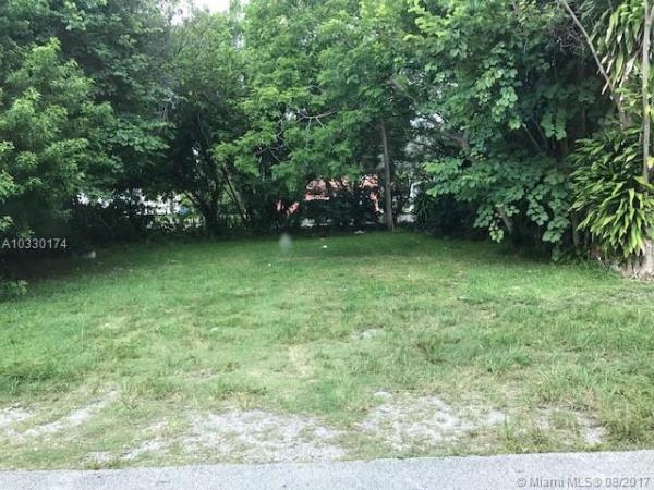 St Albans Park, 3763 Washington Ave, Miami, Florida 33133, image 2