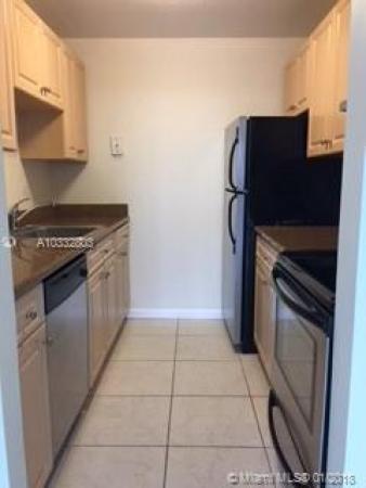 Keystone Towers, 2020 NE 135th St #507, North Miami, Florida 33181, image 2