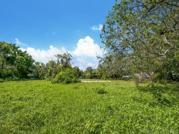 Town & Ranch Estates, 5965 SW 128th St, Pinecrest, Florida 33156, image 2