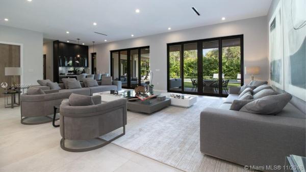 Bay Point, 4715 Bay Point Rd, Miami, Florida 33137, image 2